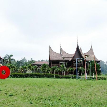 Capital O 892 Grand Pujon View Hotel And Resort Batu  Εξωτερικό φωτογραφία