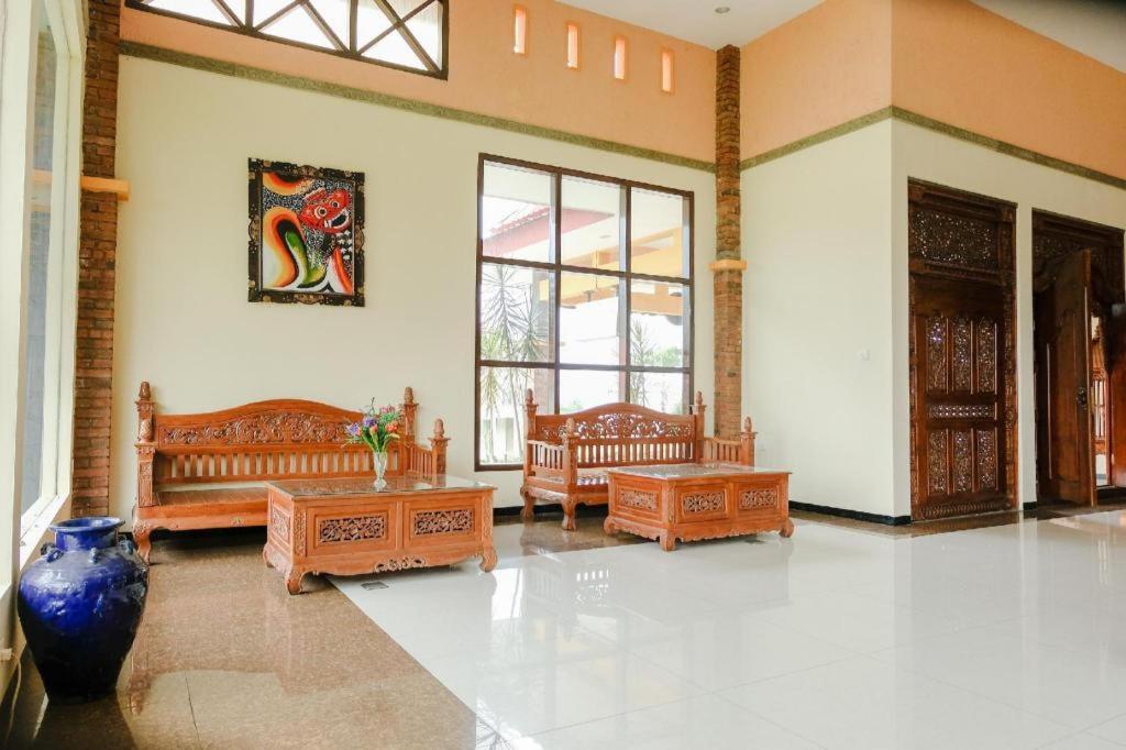 Capital O 892 Grand Pujon View Hotel And Resort Batu  Εξωτερικό φωτογραφία