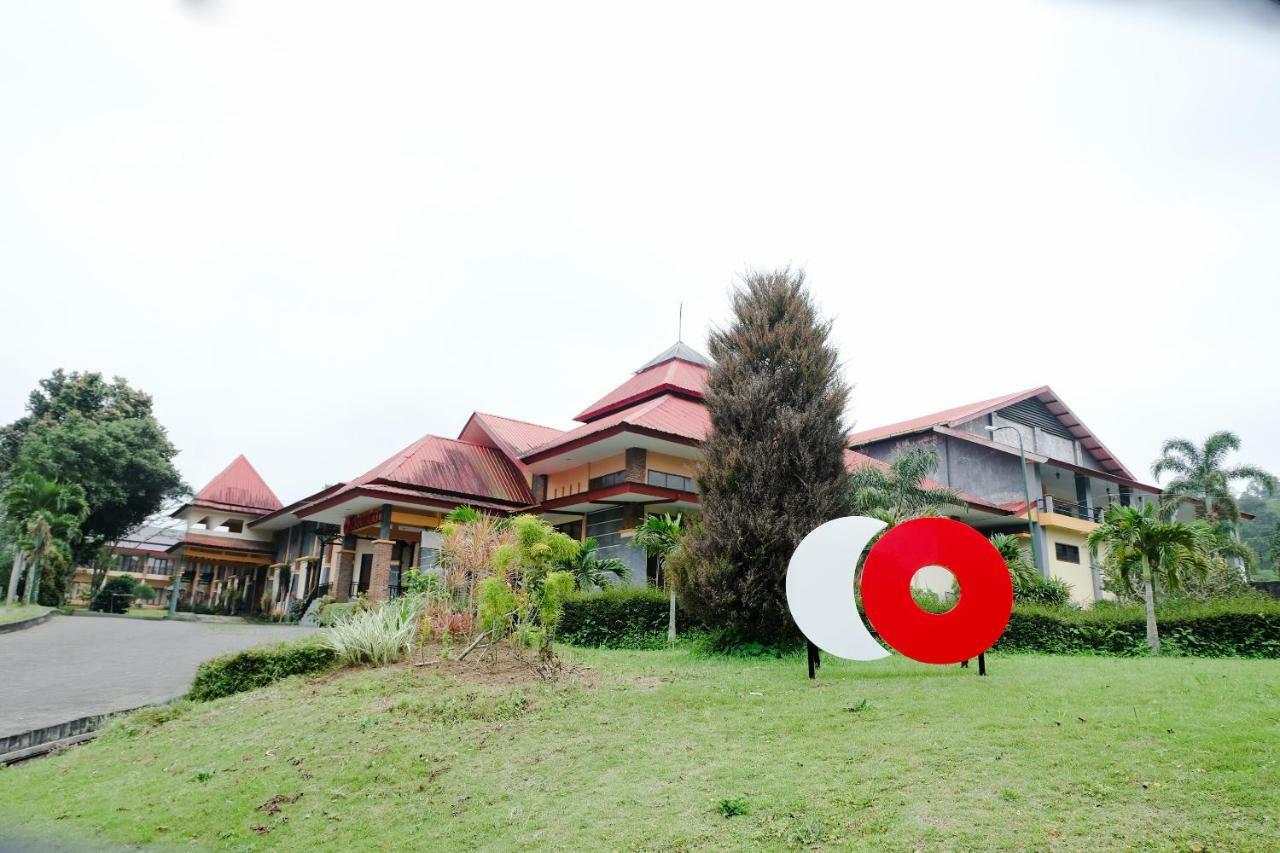 Capital O 892 Grand Pujon View Hotel And Resort Batu  Εξωτερικό φωτογραφία