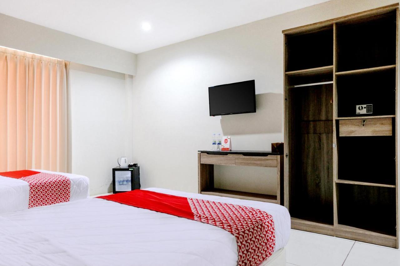 Capital O 892 Grand Pujon View Hotel And Resort Batu  Εξωτερικό φωτογραφία