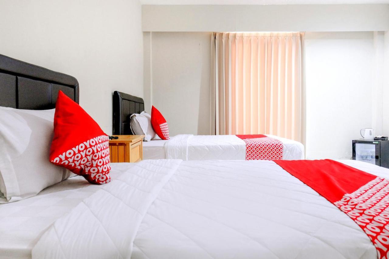 Capital O 892 Grand Pujon View Hotel And Resort Batu  Εξωτερικό φωτογραφία