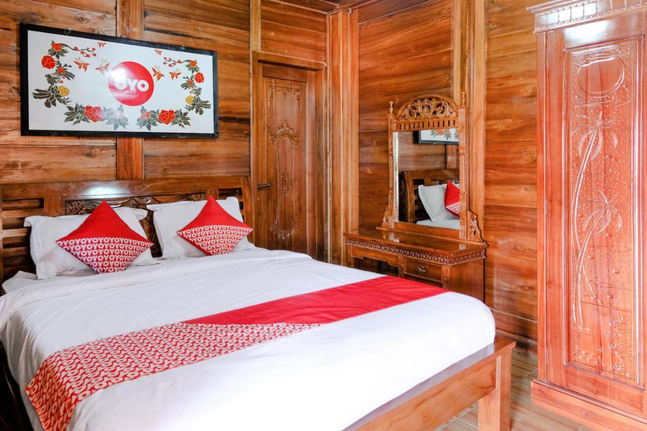 Capital O 892 Grand Pujon View Hotel And Resort Batu  Εξωτερικό φωτογραφία